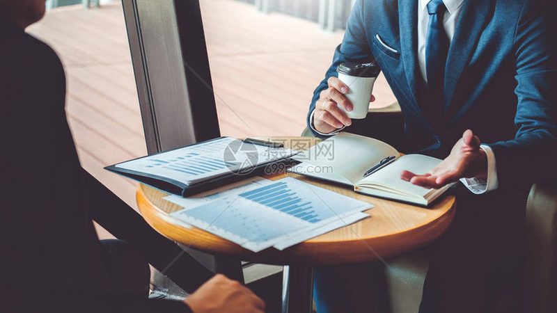 战略咨询报价影响因素：揭秘企业决策背后的关键因素